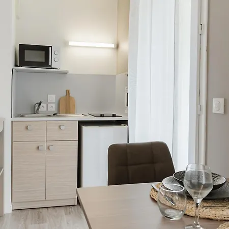 Zenitude Hôtel-résidences St-berthevin Laval Apartahotel *